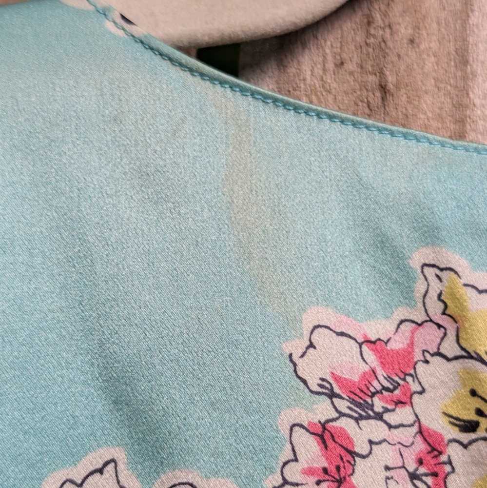 Cabi Silk Blue Pink Floral Patterned Kimono Style Shirt - Picture 7 of 16